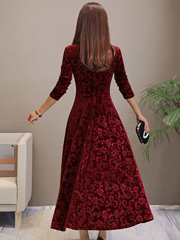 Vivienne | Holiday Velvet Maxi Dress