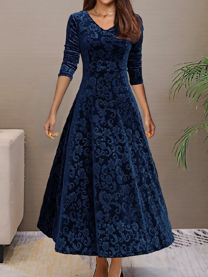 Vivienne | Holiday Velvet Maxi Dress