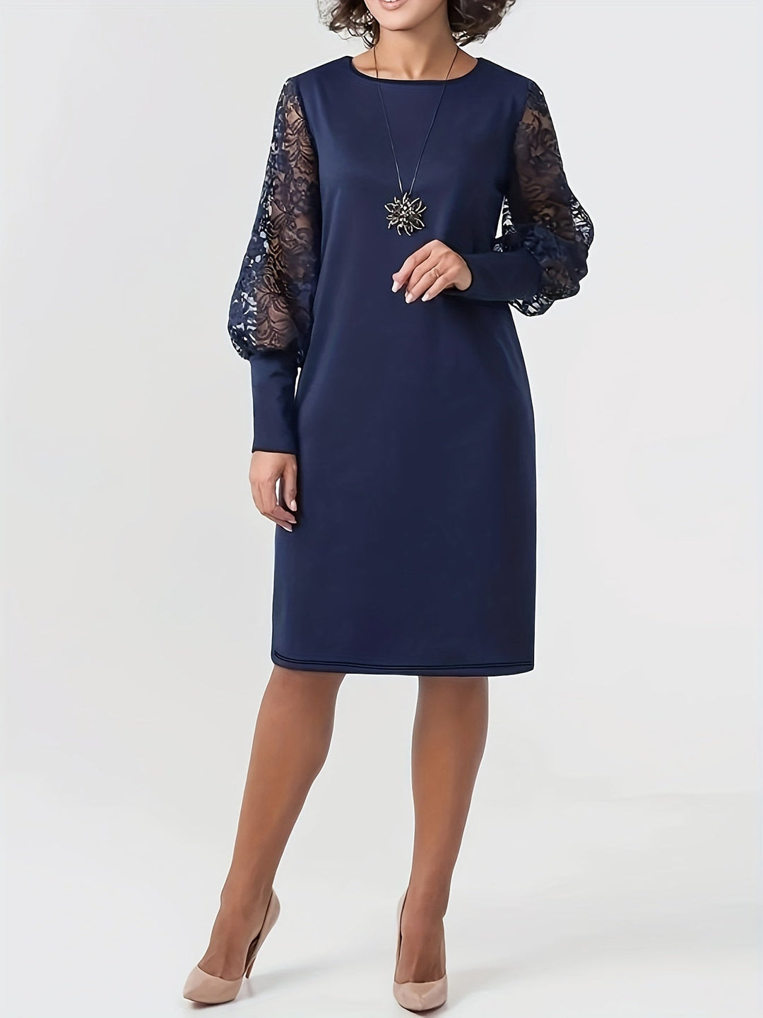 Marielle – Elegant Lace Midi Dress