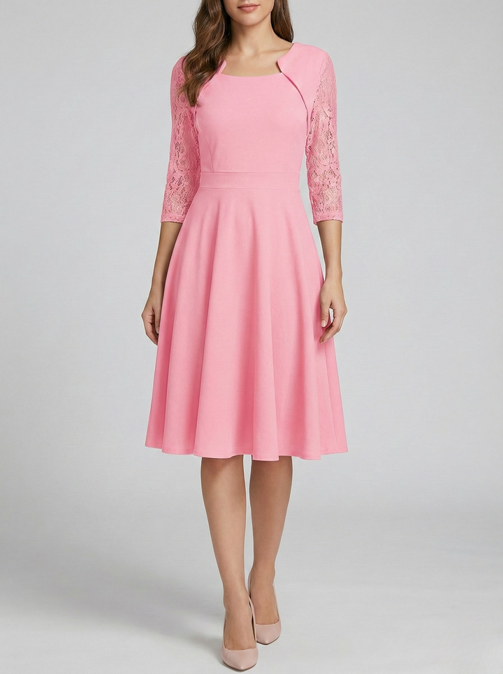 Aurélia – Elegant Lace Dress