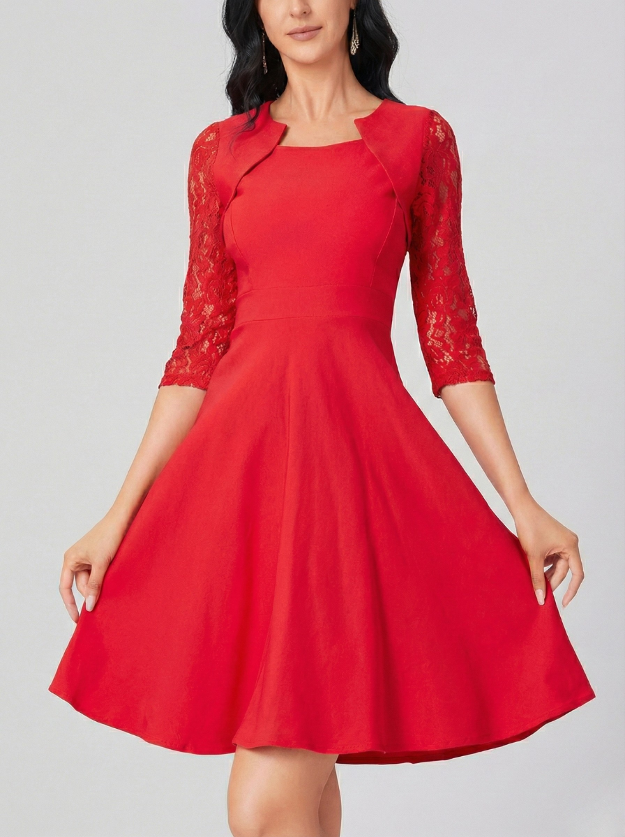 Aurélia – Elegant Lace Dress