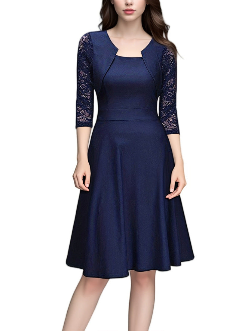 Aurélia – Elegant Lace Dress