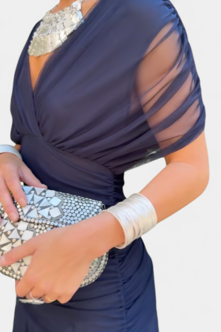 Evira - Elegant Off-Shoulder Dress