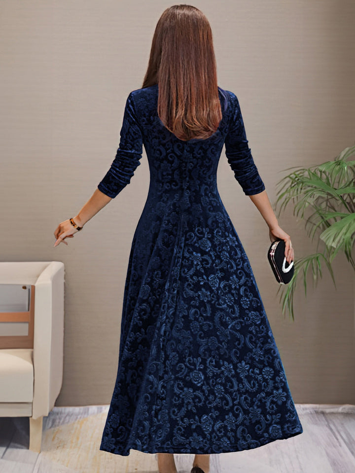 Vivienne | Holiday Velvet Maxi Dress