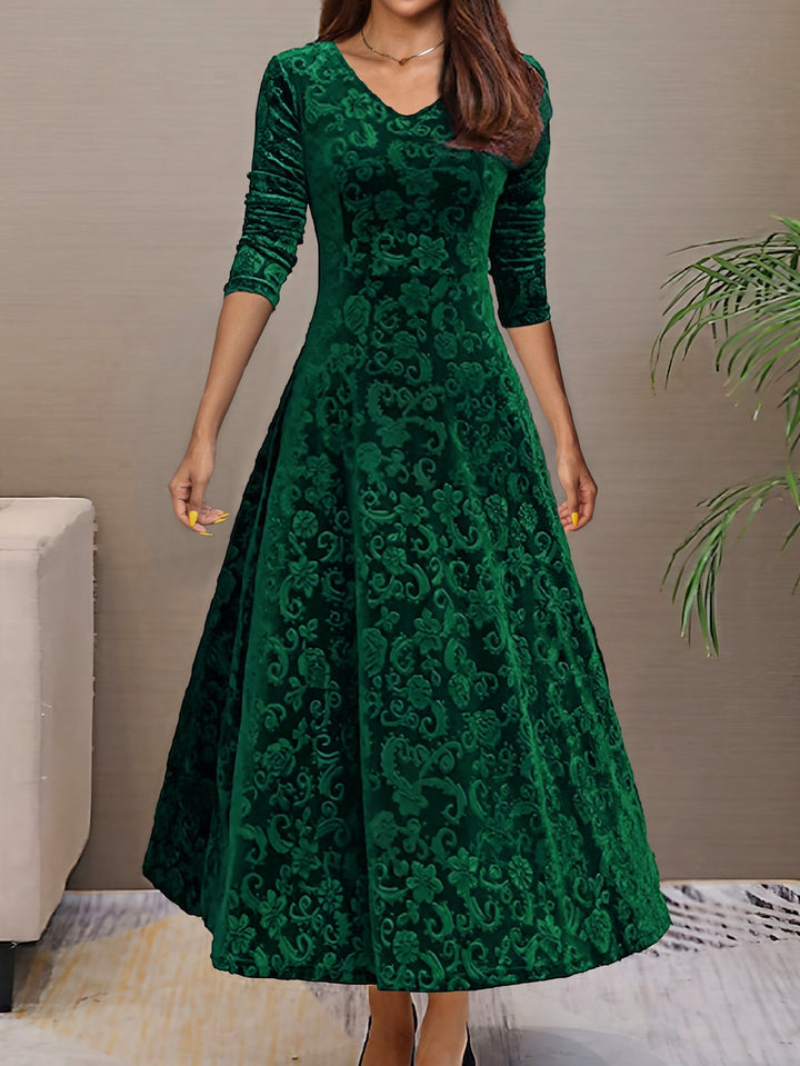 Vivienne | Holiday Velvet Maxi Dress